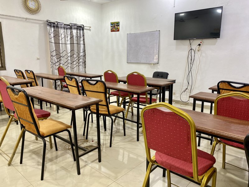 Salle F2